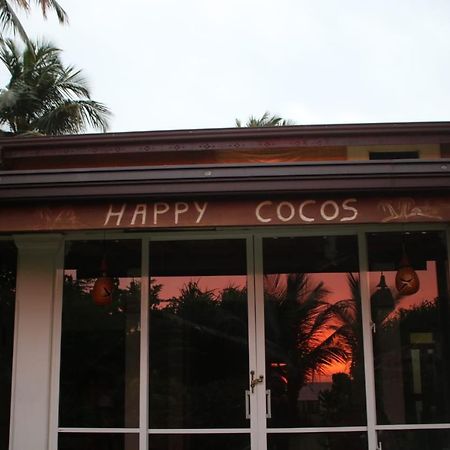 Happy Cocos Beach House Waskaduwa Eksteriør billede